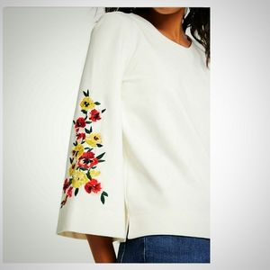 Ann Taylor Sz XS Floral Embroider Bell Sleeve Top